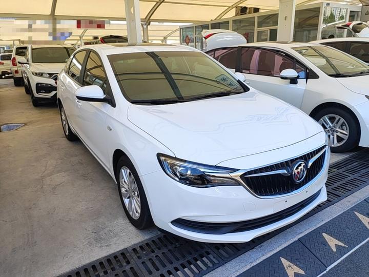 Excelle 2021 Facelift Classic 1.5L AT Progressive photo 3