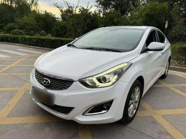 Elantra 2016 1.6L AT Premium