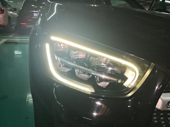 GLC 2020 Facelift GLC 260 L 4MATIC Luxury photo 7
