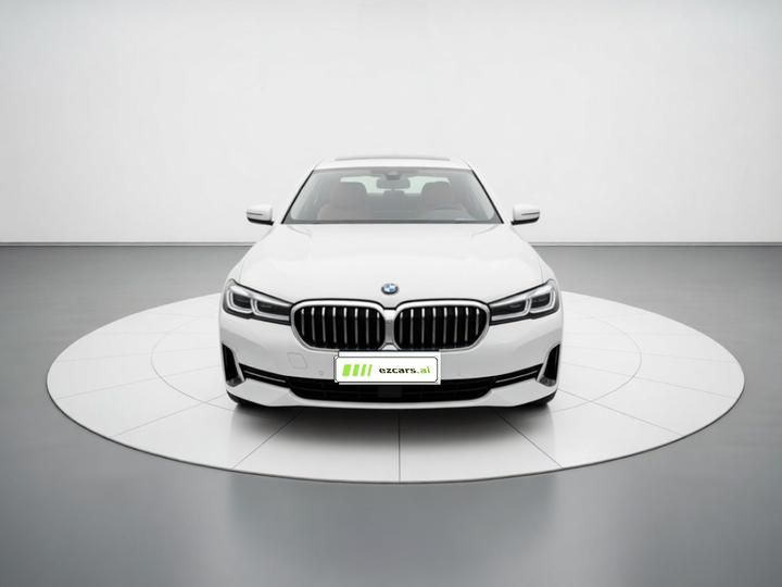 5 Series 2022 Facelift 525Li Luxury photo 2