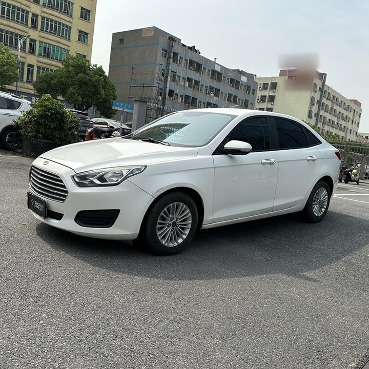 Escort 2017 Facelift 1.5L AT Comfort