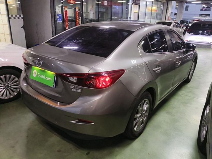 3 Axela 2016 Sedan 1.5L AT Luxury photo 6