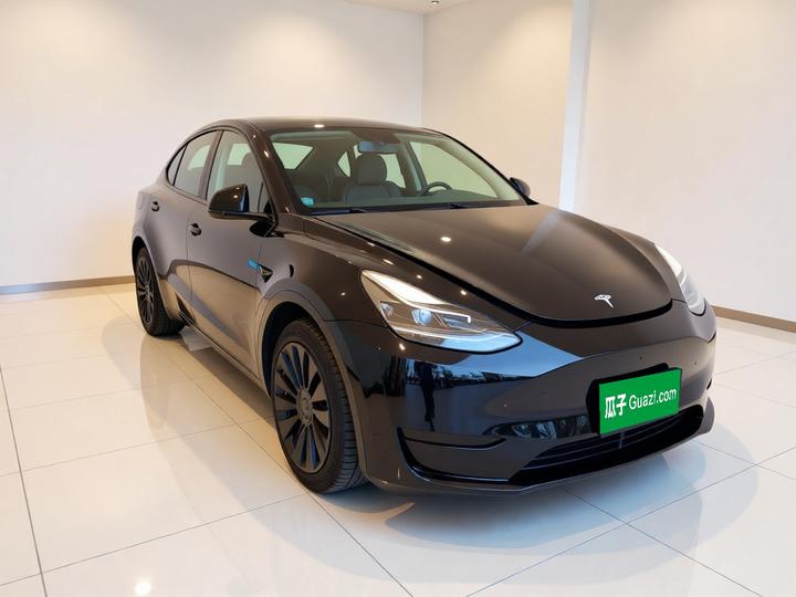 Model Y 2023 RWD photo 3