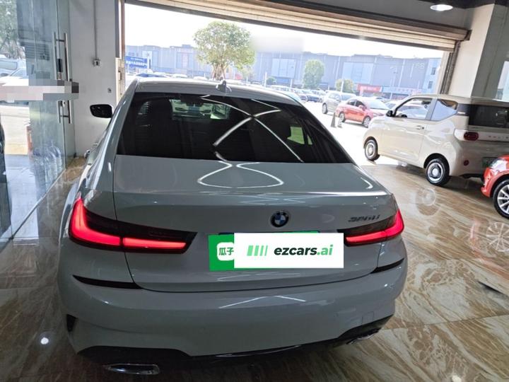 3 Series 2022 320Li M Sport Package photo 5