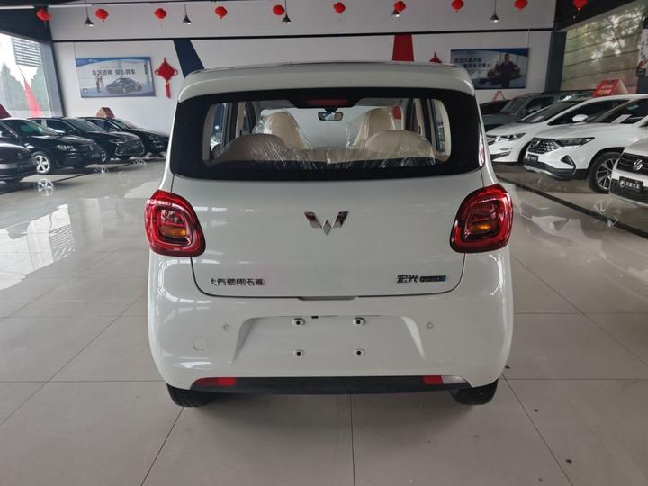 Hongguang MINIEV 2025 4th Gen 4-Door photo 5
