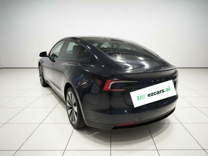 Model 3 2023 RWD photo 4