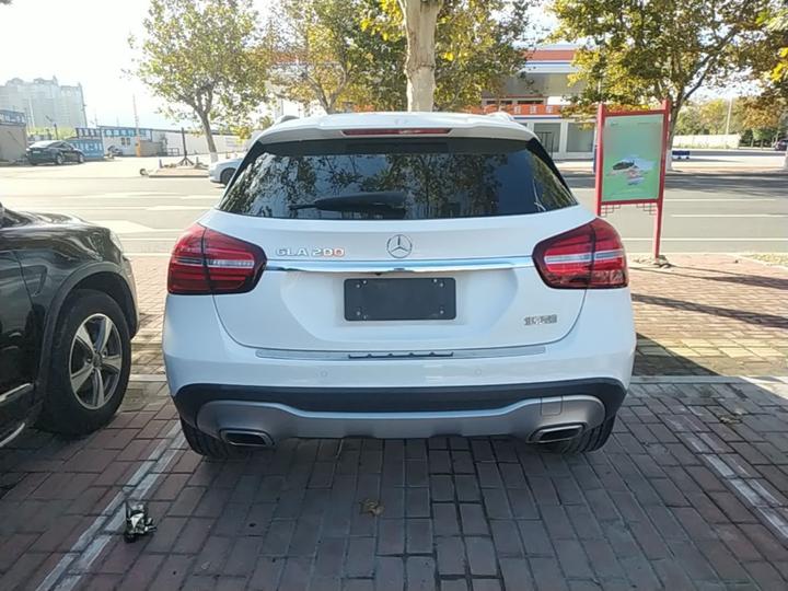 GLA 2019 GLA 200 Dynamic photo 3