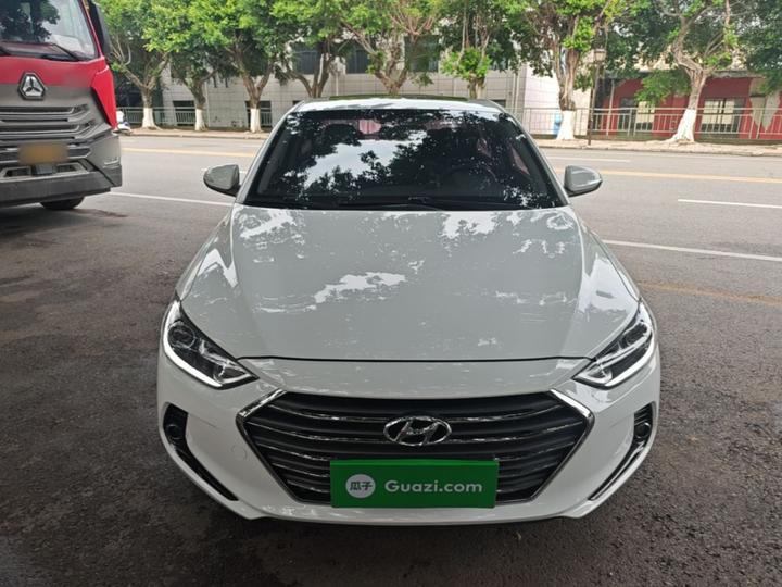 Elantra 2016 1.6L AT Smart Elite photo 2