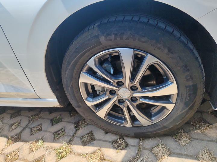 Eado 2025 PLUS 1.4T DCT photo 8