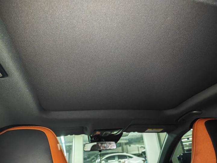 UNI-V 2024 1.5T Premium Sport photo 8