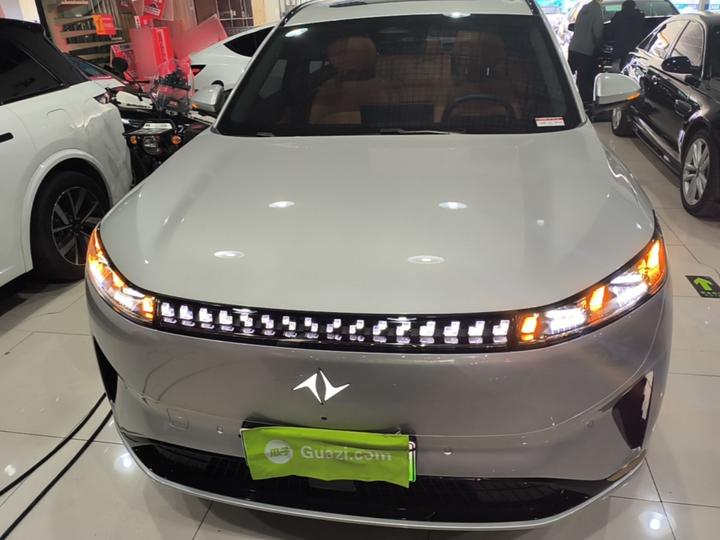Yipai eπ008 2025 210Ultra EREV 5-Seater photo 2
