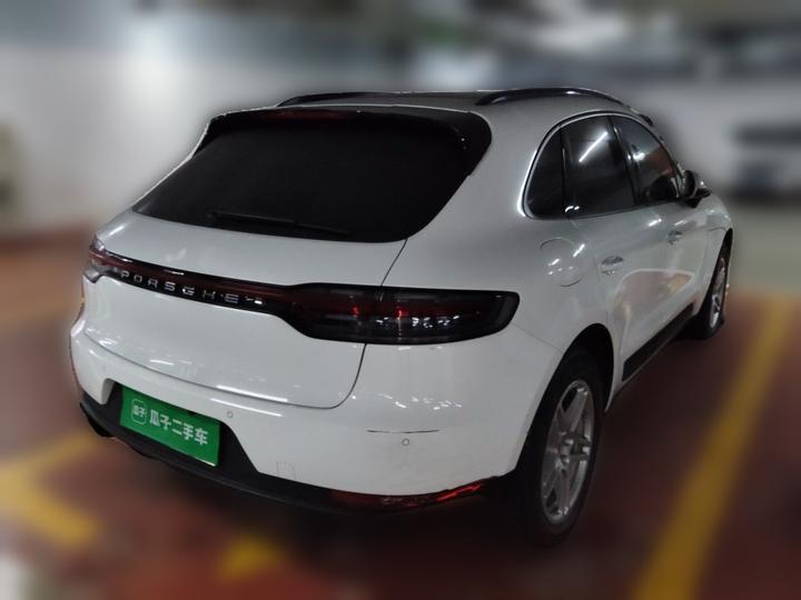 2018 Macan 2.0T photo 6