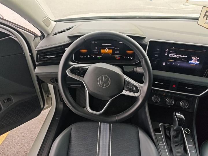 Sagitar 2024 200TSI DSG photo 6