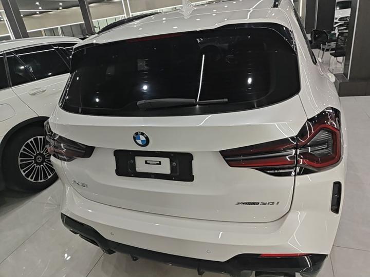 X3 2023 xDrive30i Leading M Night Package photo 3