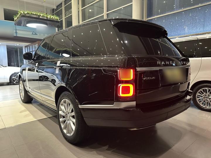 Range Rover 2021 3.0 L6 photo 3