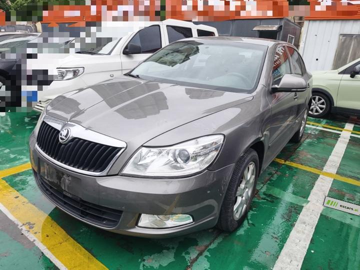 Octavia 2015 Classic 1.6L AT