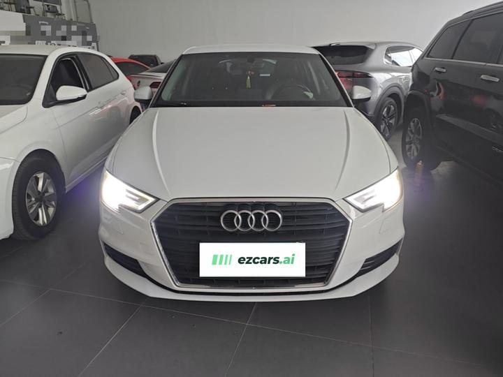 A3 2017 Sportback 35 TFSI Progressive photo 2