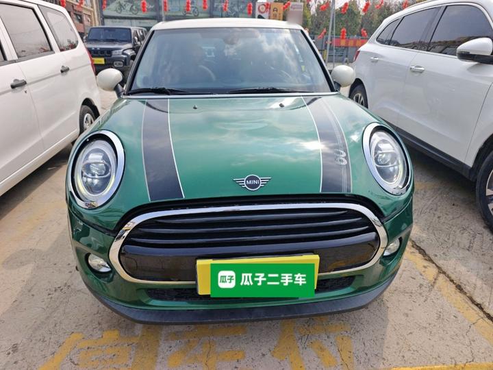 2019 1.5T COOPER 5-Door photo 2