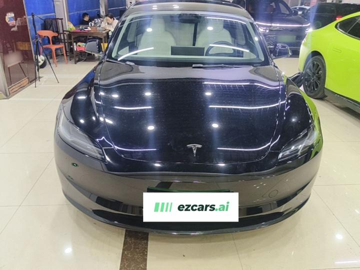 Model 3 2023 RWD photo 2