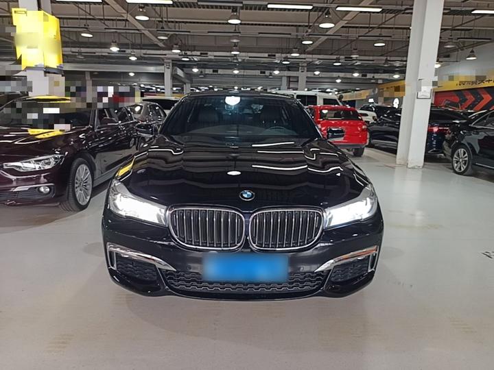 7 Series 2018 730Li Leading M Sport Package photo 2