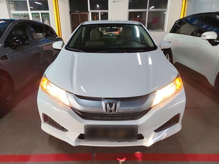 2017 1.5L CVT Comfort photo 2