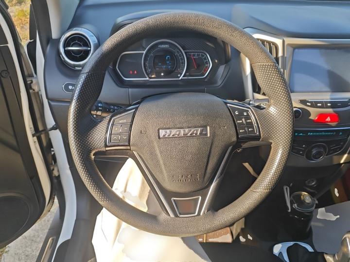 H1 2017 Red Label 1.5L AMT Comfort photo 6