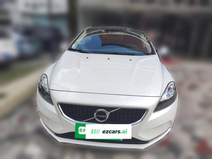 V40 2017 T3 photo 2