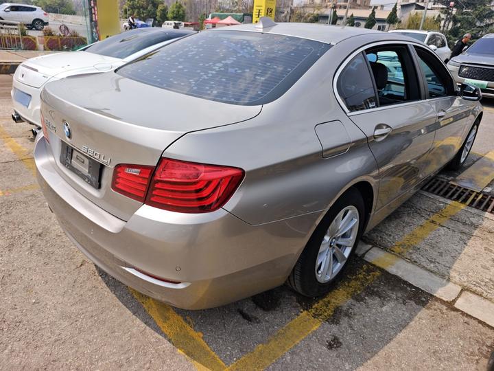 5 Series 2014 520Li photo 4