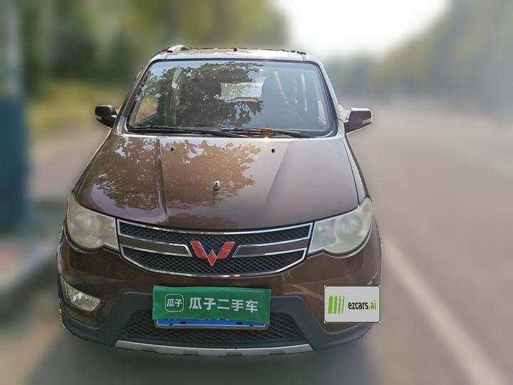 Wuling Hongguang 2014 1.5L S Comfort photo 2