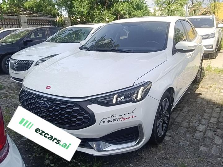 Escort 2021 1.5L AT