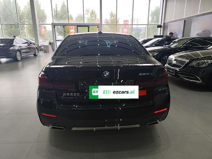 5 Series 2022 Facelift 525Li M Sport Package photo 5
