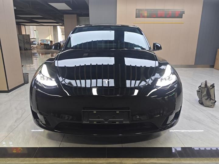 Model Y 2022 Facelift RWD photo 2