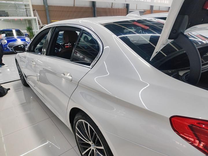 5 Series 2020 530Li Exclusive M Sport Package photo 4