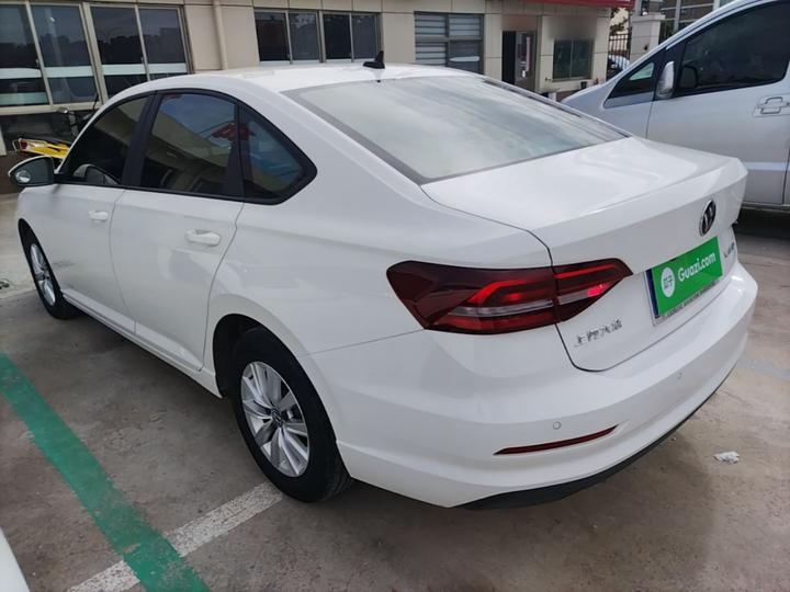 Lavida 2021 1.5L AT photo 4