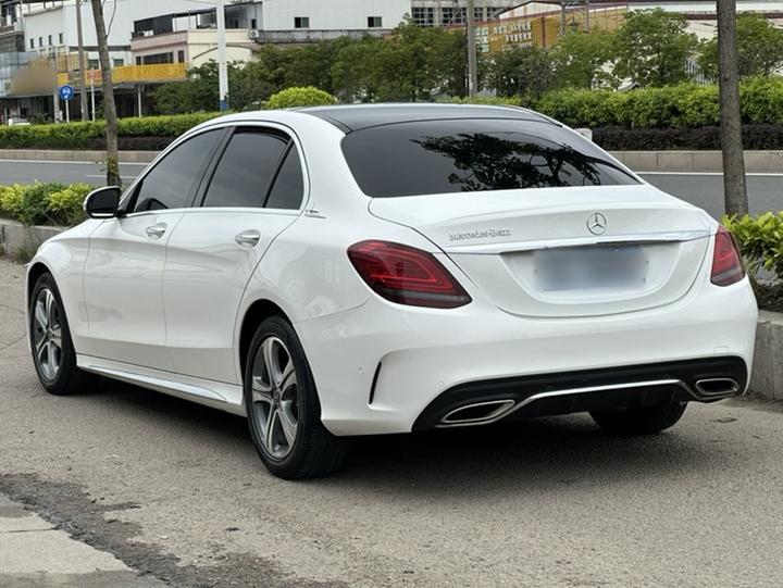 C-Class 2019 Facelift C 260 L Sport photo 2