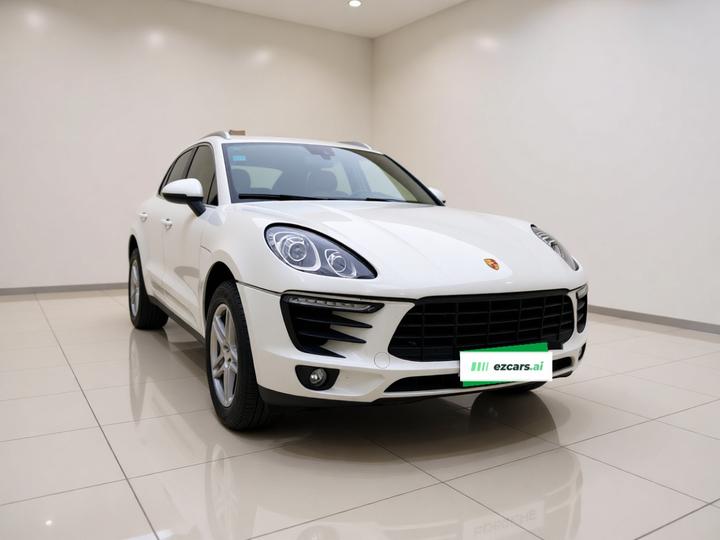 2017 Macan 2.0T photo 3