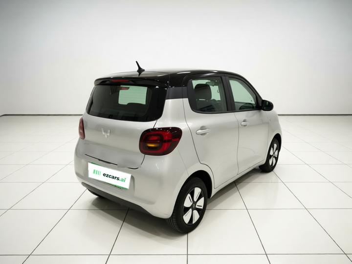 Hongguang MINIEV 2025 4th Gen 4-Door photo 4