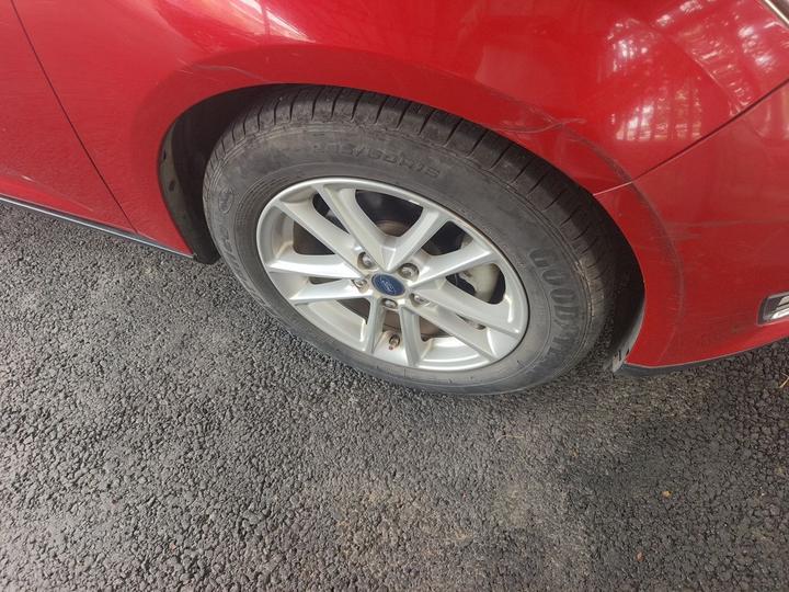 Focus 2015 Sedan 1.6L AT photo 8