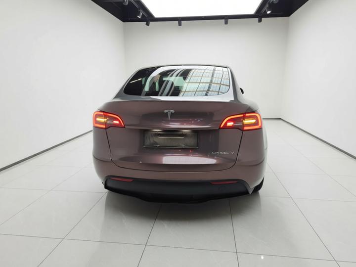Model Y 2022 Facelift RWD photo 5