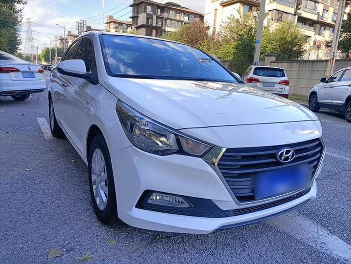 2016 1.4L MT GLS photo 2