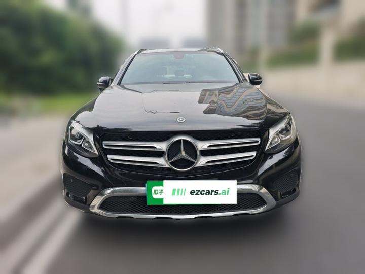 GLC 2019 GLC 200 L 4MATIC photo 2
