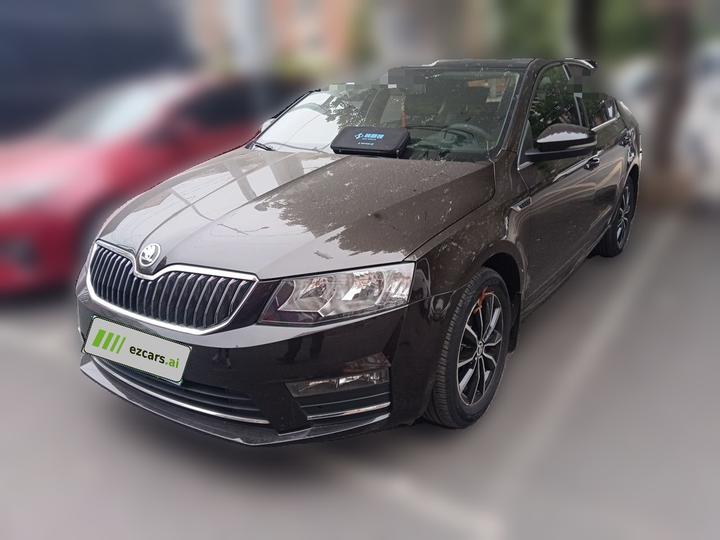 Octavia 2015 1.6L AT