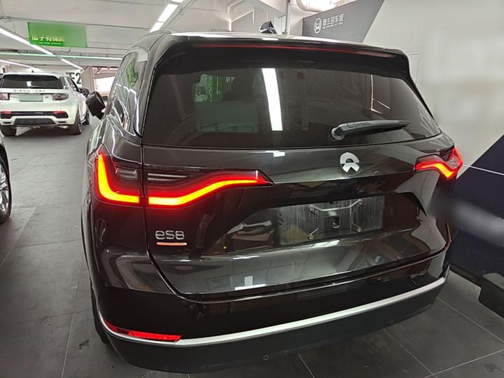 ES8 2022 100kWh 7-Seater photo 5