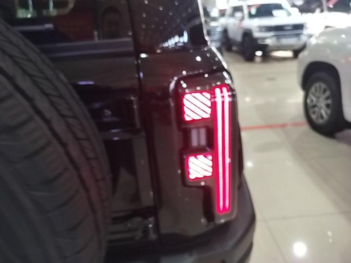 BJ40 EREV 2025 Yuan photo 7