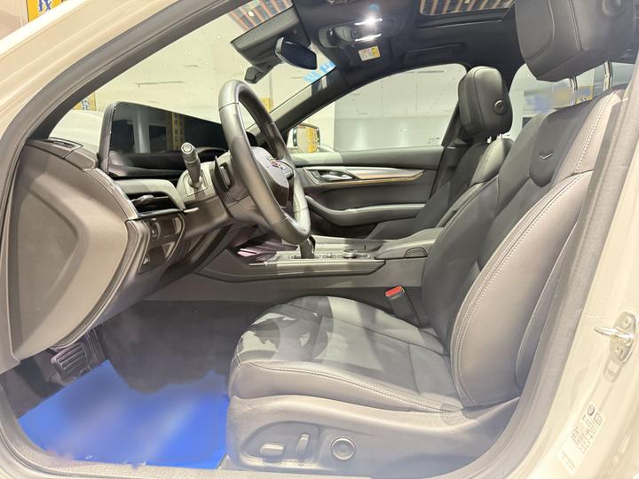 CT5 2024 28T Luxury Pro photo 7