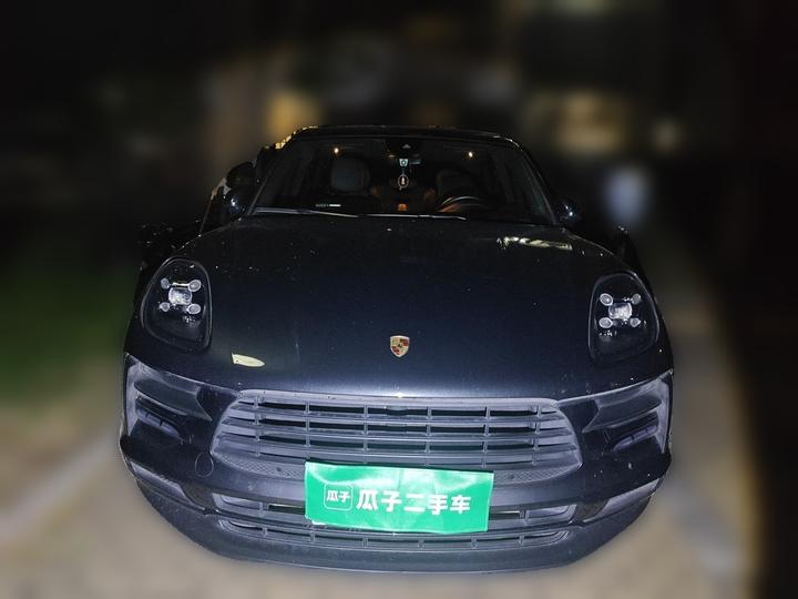 2018 Macan 2.0T photo 2