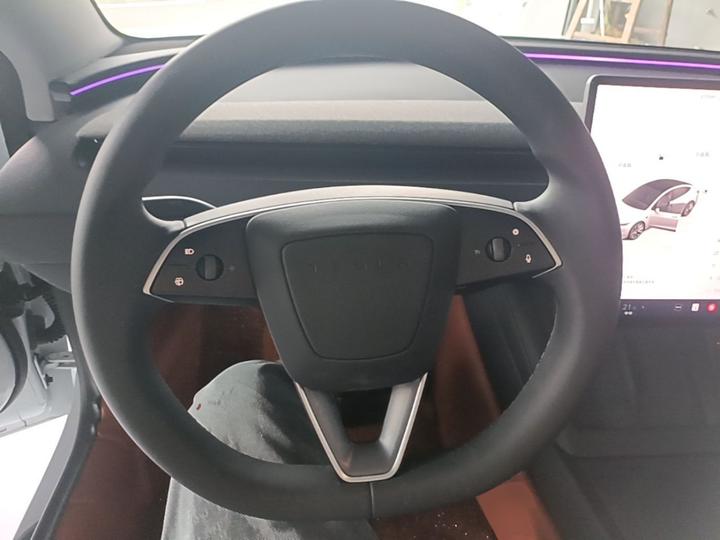 Model 3 2026 Long Range RWD photo 6