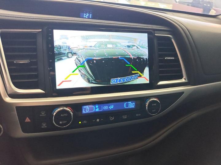 Highlander 2018 2.0T AWD Luxury 7-Seater China VI photo 8