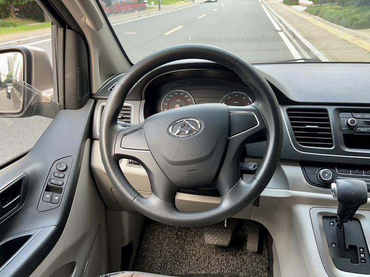 MAXUS G10 2014 2.0T AT Elite photo 2
