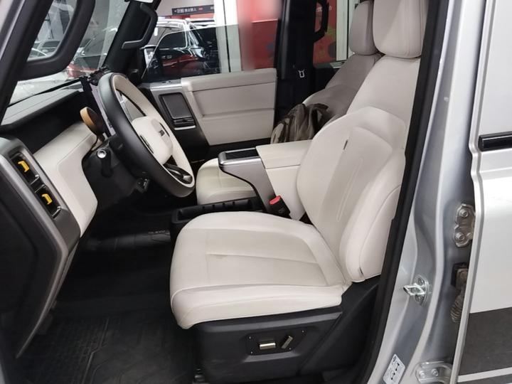iCAR-Class V23 2025 401 RWD Advanced photo 6